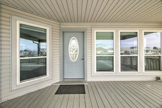 $2,600 | 1190 Sailfish Street, Bayou Vista, TX 77563