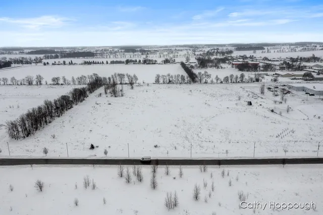 $580,000 | 3615 South State Road, Ionia, MI 48846