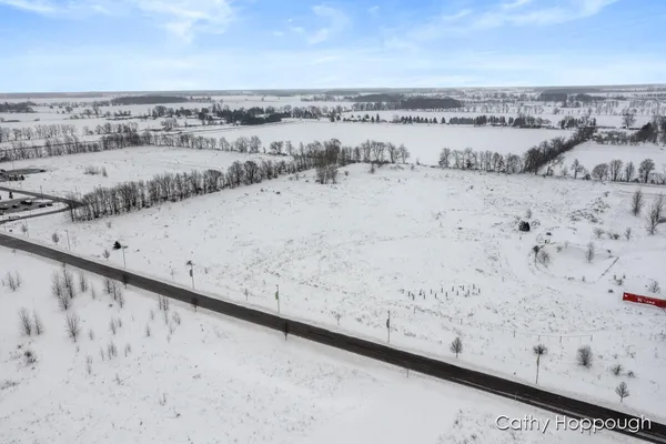 $580,000 | 3615 South State Road, Ionia, MI 48846