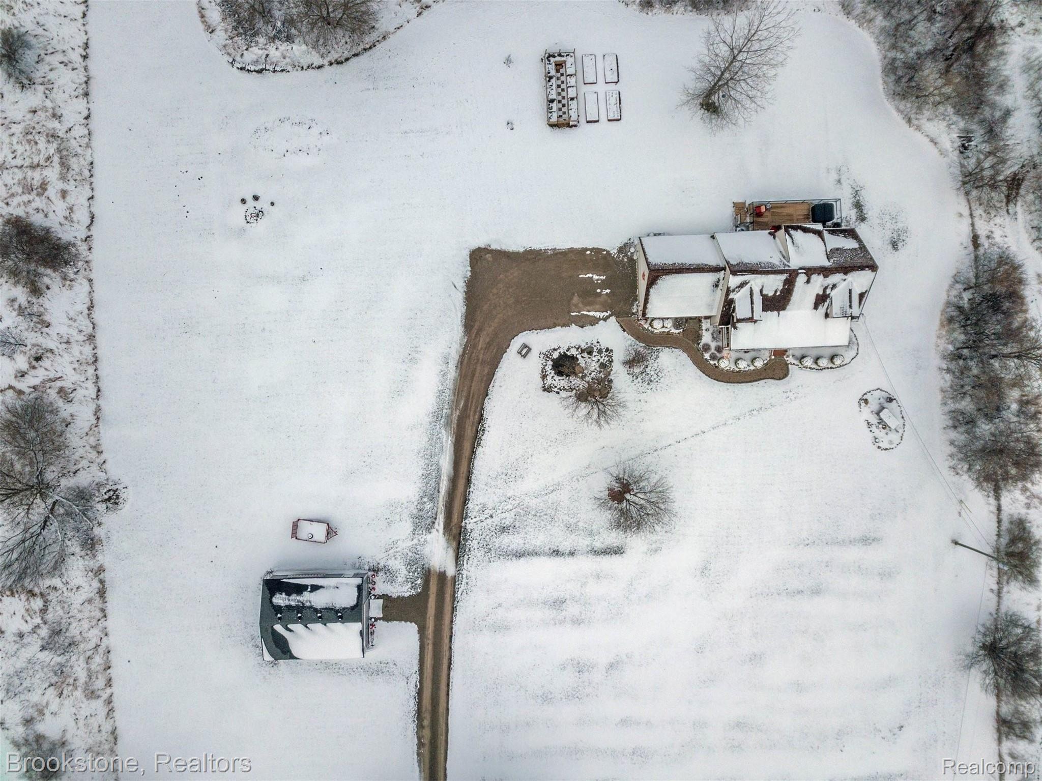 3881 East Hunters Creek Road Metamora, MI 48455 - Photo 53 of 55 Aerial overhead view