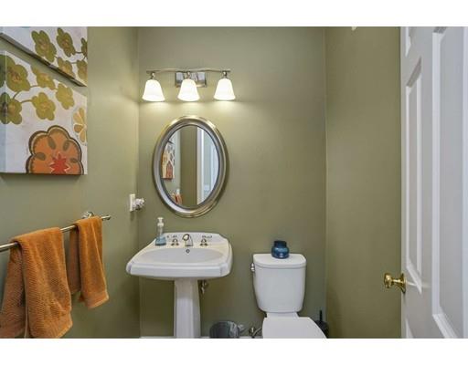 31 Huckleberry Road Hopkinton, MA 01748 - Photo 11 of 23 Gallery Image 11