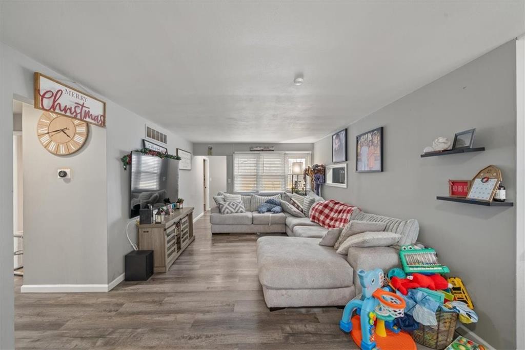 5118 Rinker Road Kansas City, MO 64129 - Photo 2 of 18