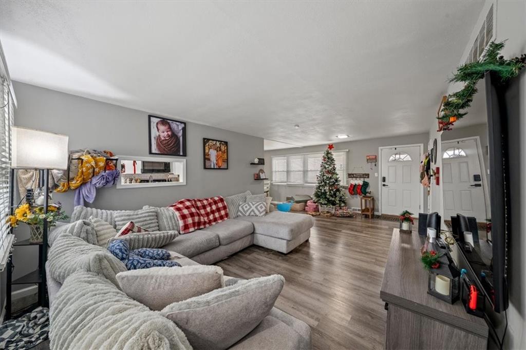 5118 Rinker Road Kansas City, MO 64129 - Photo 3 of 18