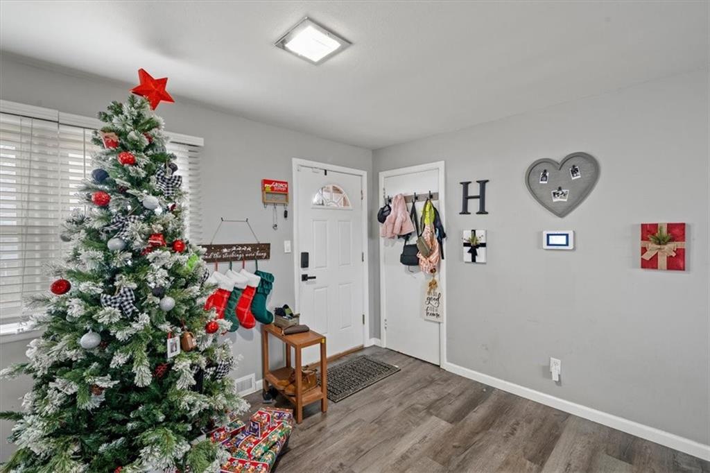 5118 Rinker Road Kansas City, MO 64129 - Photo 4 of 18