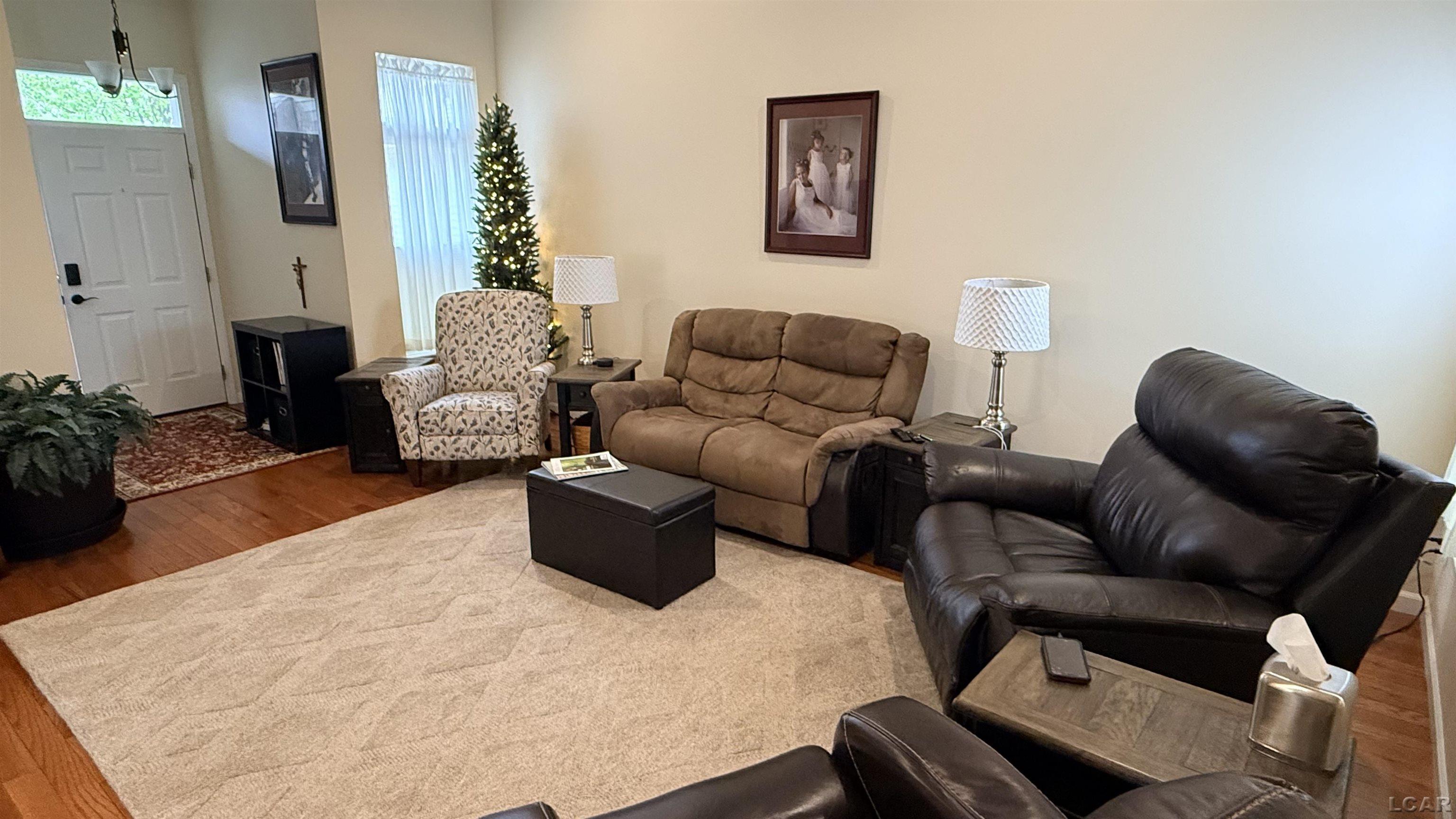 634 Ridge Lane Tecumseh, MI 49286 - Photo 4 of 25
