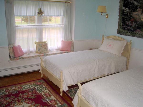 84 Perryville Road Rehoboth, MA 02769 - Photo 12 of 17 Gallery Image 12