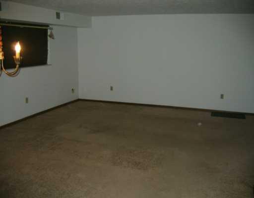 1201 Dutilh Road, Unit 2 Cranberry Township, PA 16066 - Photo 3 of 6 Living Room.