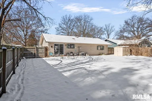 $175,000 | 216 North Durkin Drive, Springfield, IL 62702