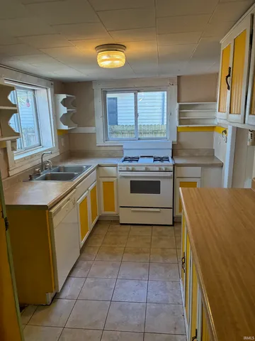 $99,900 | 120 East Swartzel Avenue, Vincennes, IN 47591