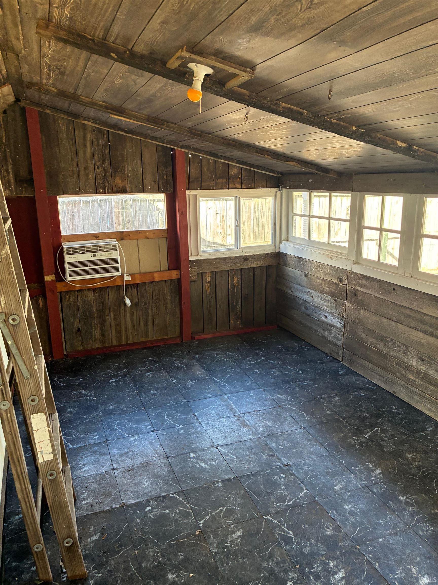 120 East Swartzel Avenue Vincennes, IN 47591 - Photo 25 of 35