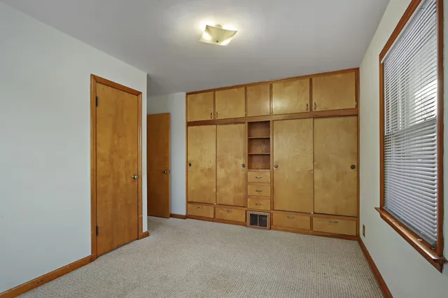 $224,900 | 2018 33rd Street, Kenosha, WI 53140