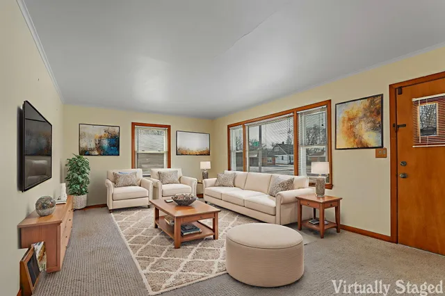 $224,900 | 2018 33rd Street, Kenosha, WI 53140