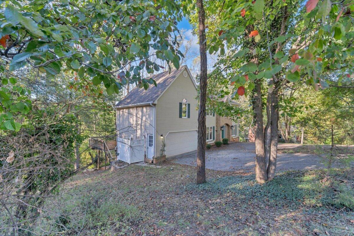 5539 Highfields Road Roanoke, VA 24018 - Photo 49 of 54 49-MIB08775