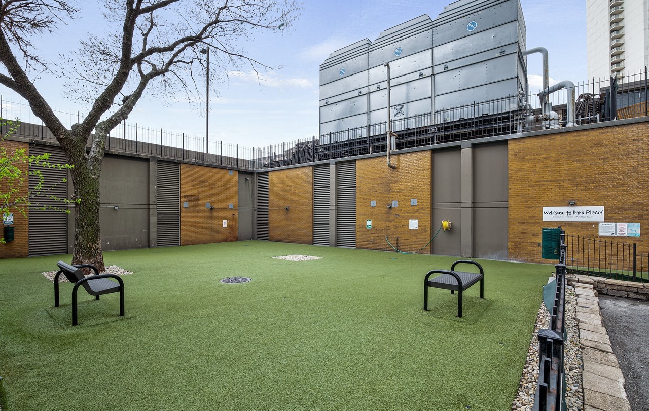 655 West Irving Park Road, Unit 1817 Chicago, IL 60613 - Photo 28 of 41