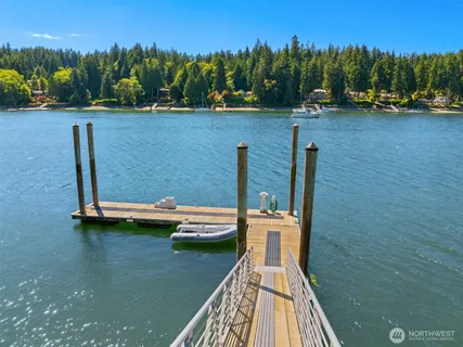 $3,295,000 | 11515 Blue Heron Lane Northeast, Bainbridge Island, WA 98110