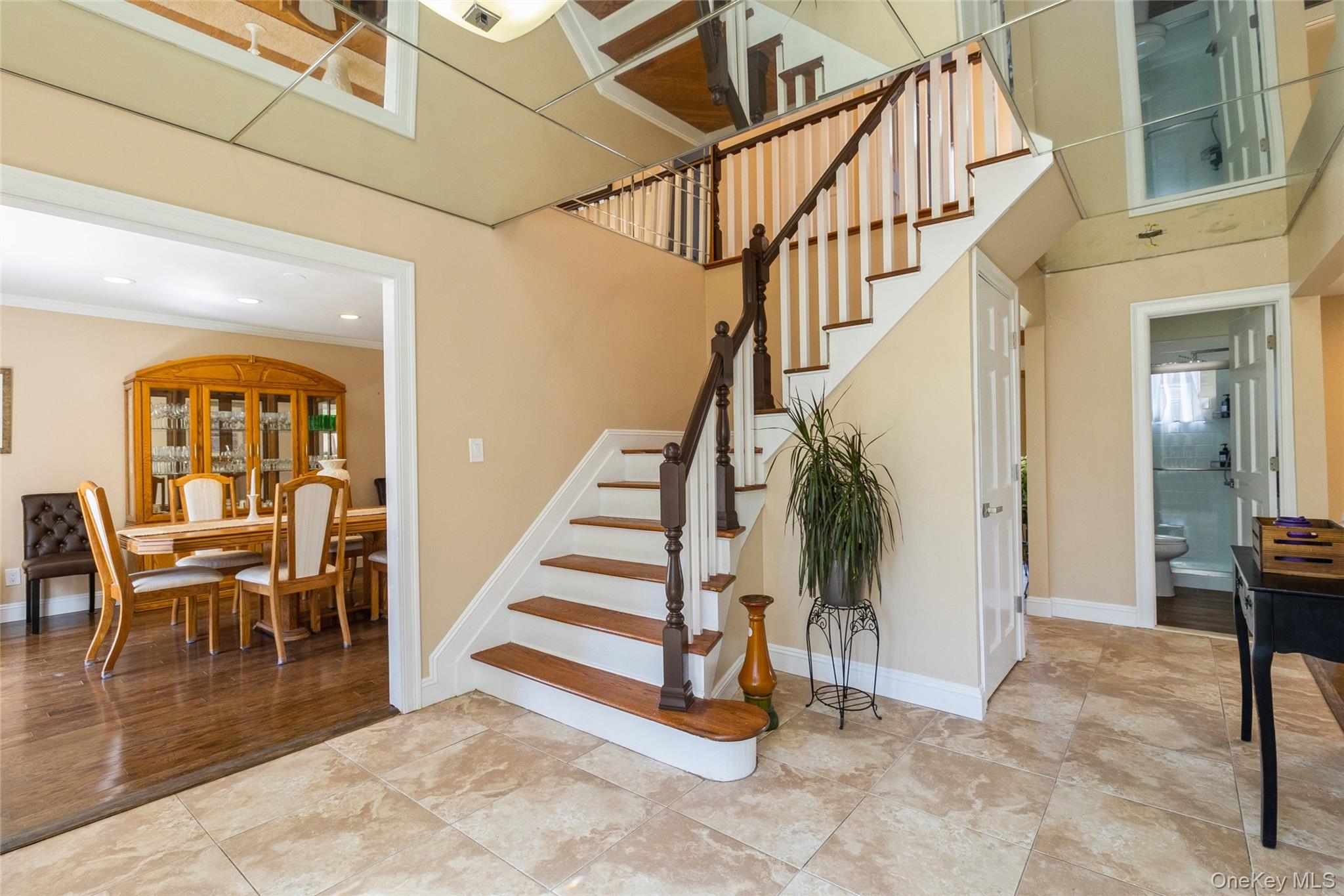 51 Oleeta Road Mount Sinai, NY 11766 - Photo 4 of 29