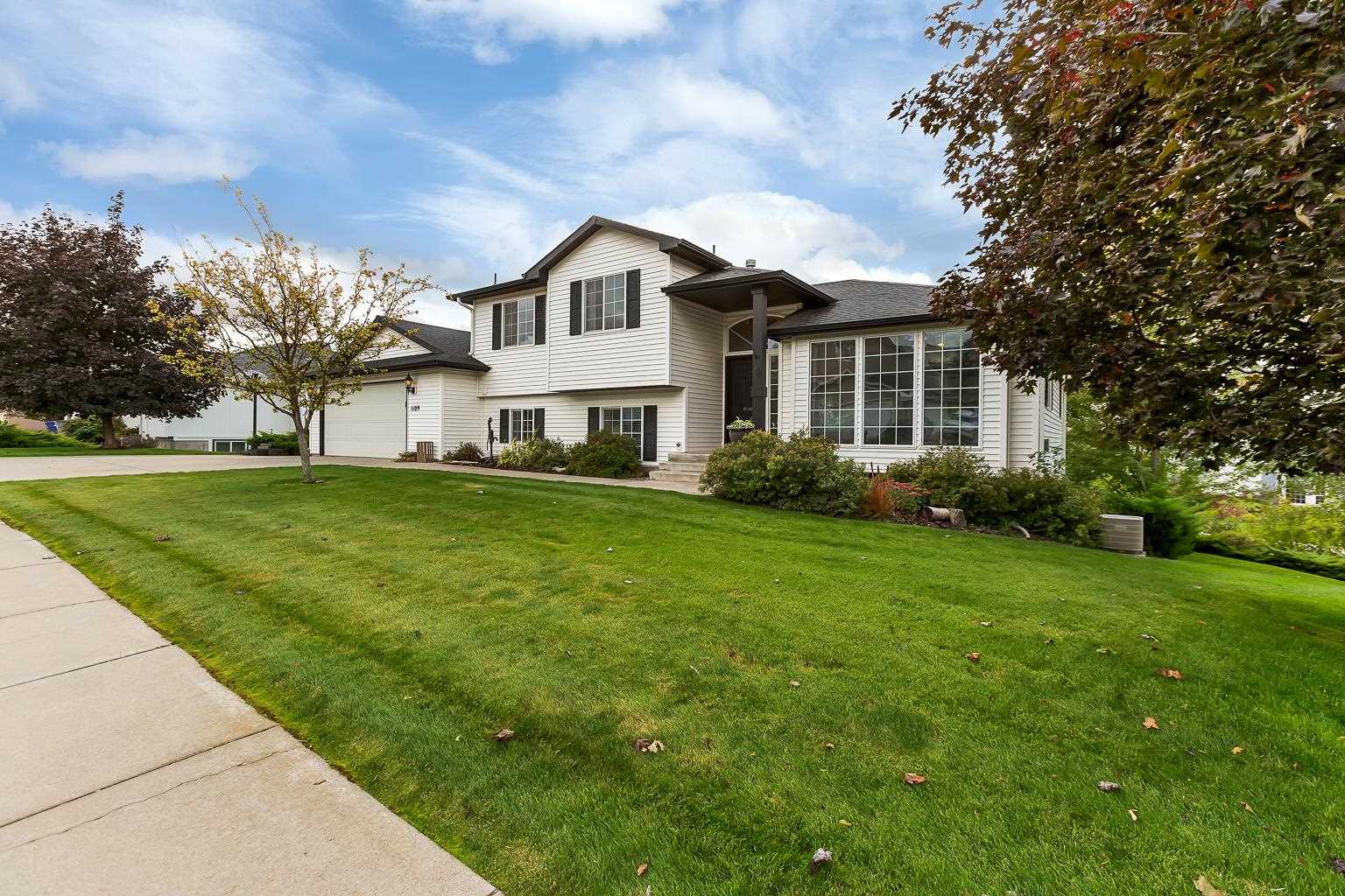 1109 North Fox Ridge Road Medical Lake, WA 99022 - Photo 1 of 44 Gallery Image 1