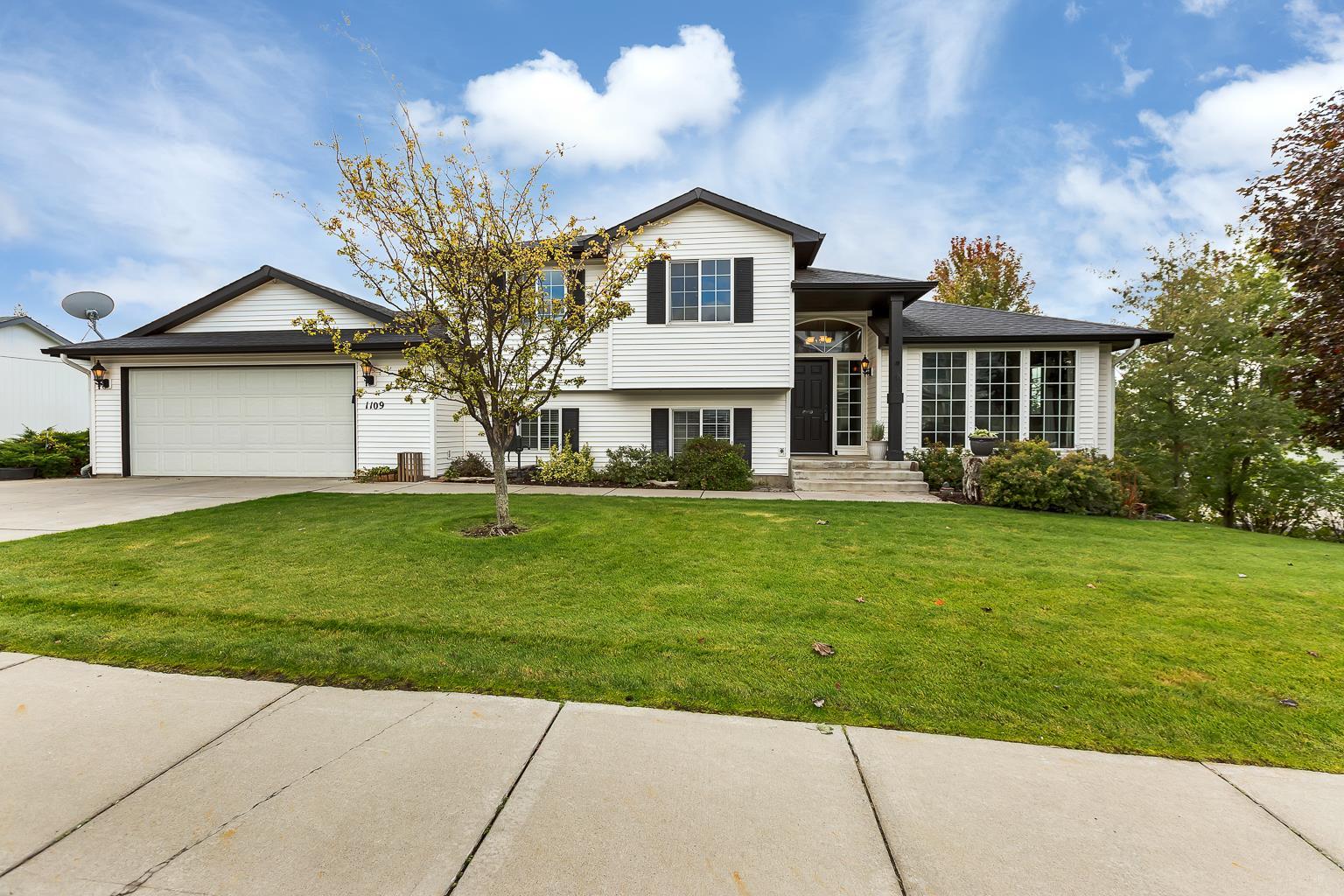 1109 North Fox Ridge Road Medical Lake, WA 99022 - Photo 2 of 44 Gallery Image 2