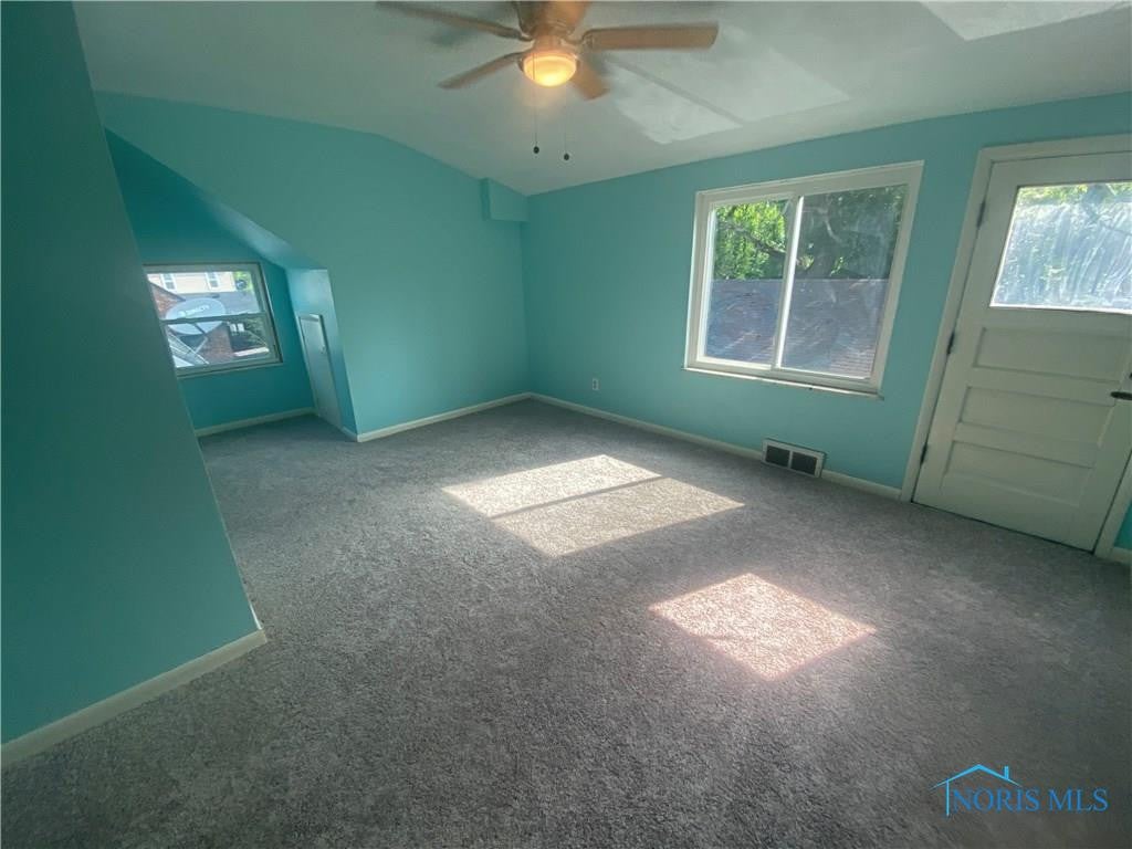 4228 Elmhurst Road Toledo, OH 43613 - Photo 4 of 19 Gallery Image 4