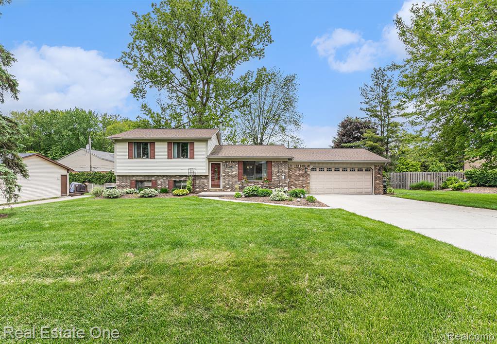 3714 Donley Avenue Rochester Hills, MI 48309 - Photo 4 of 24