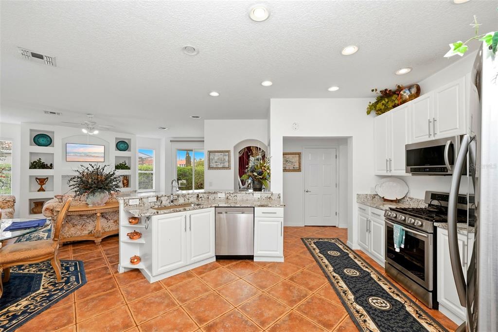 910 Lascala Drive Windermere, FL 34786 - Photo 21 of 54