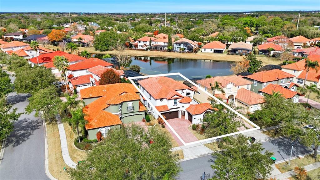 910 Lascala Drive Windermere, FL 34786 - Photo 4 of 54