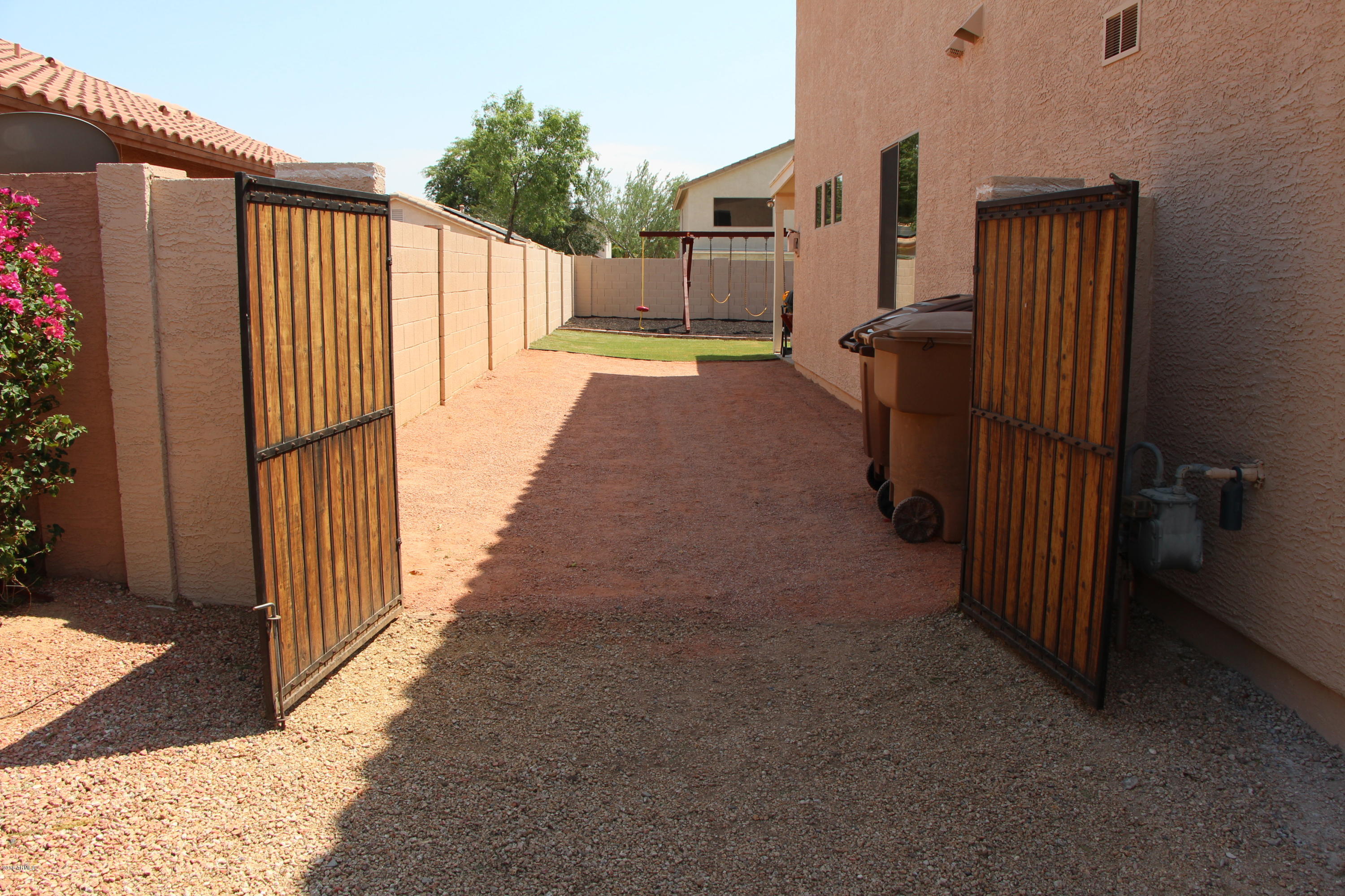 6809 West Rowel Road Peoria, AZ 85383 - Photo 57 of 64 Backyard 08