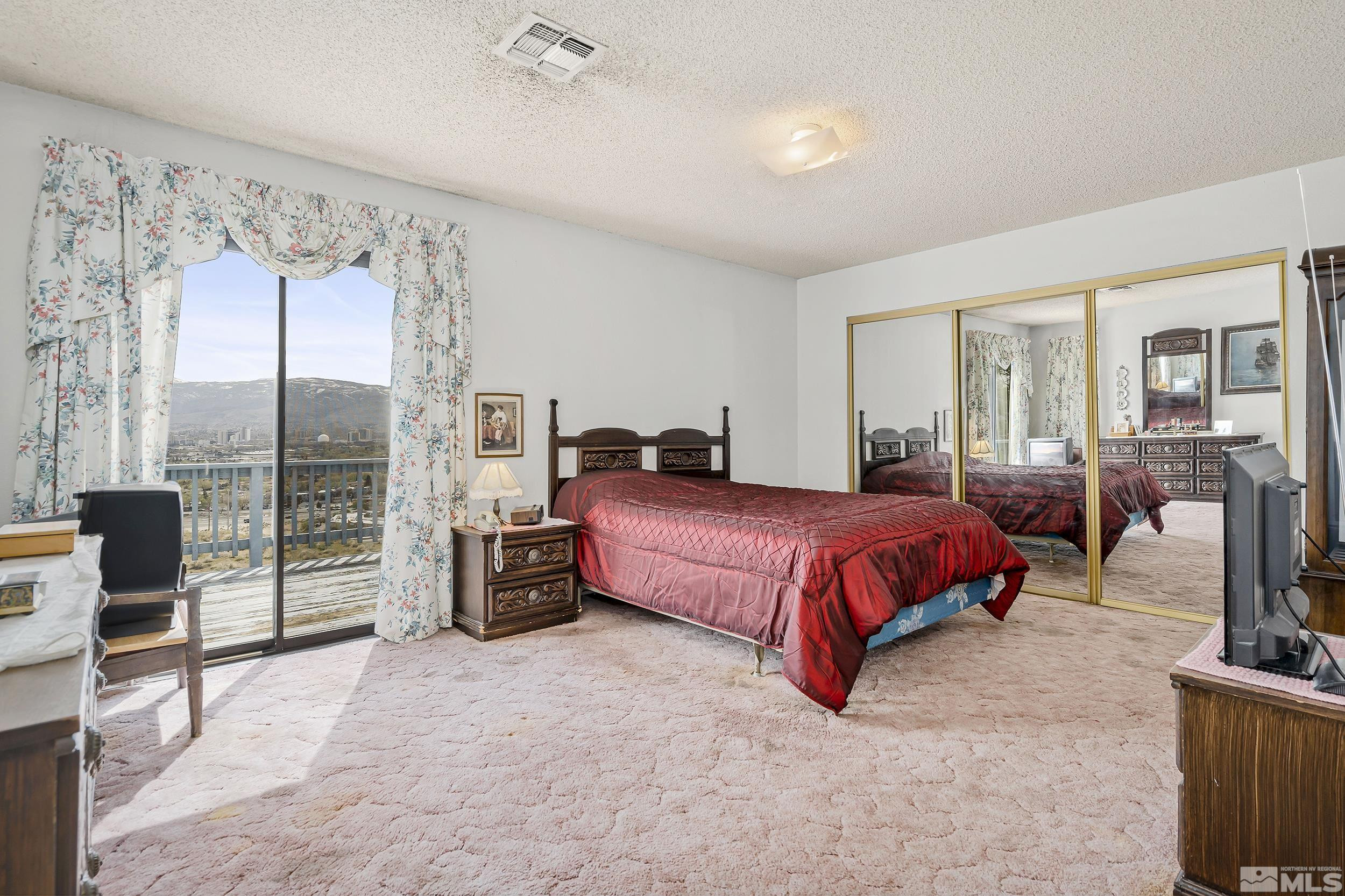 3439 Ridgecrest Drive Reno, NV 89512 - Photo 9 of 24 Photo 9