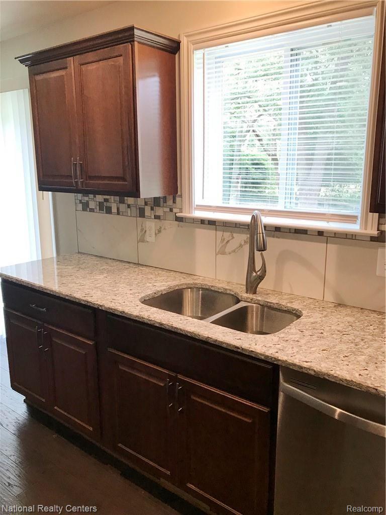 16132 Meadowbrook Road Redford, MI 48240 - Photo 9 of 32 Extra Deep Stainless Sink