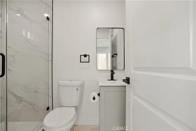 $2,800 | 805 South Kemp Avenue, Compton, CA 90220