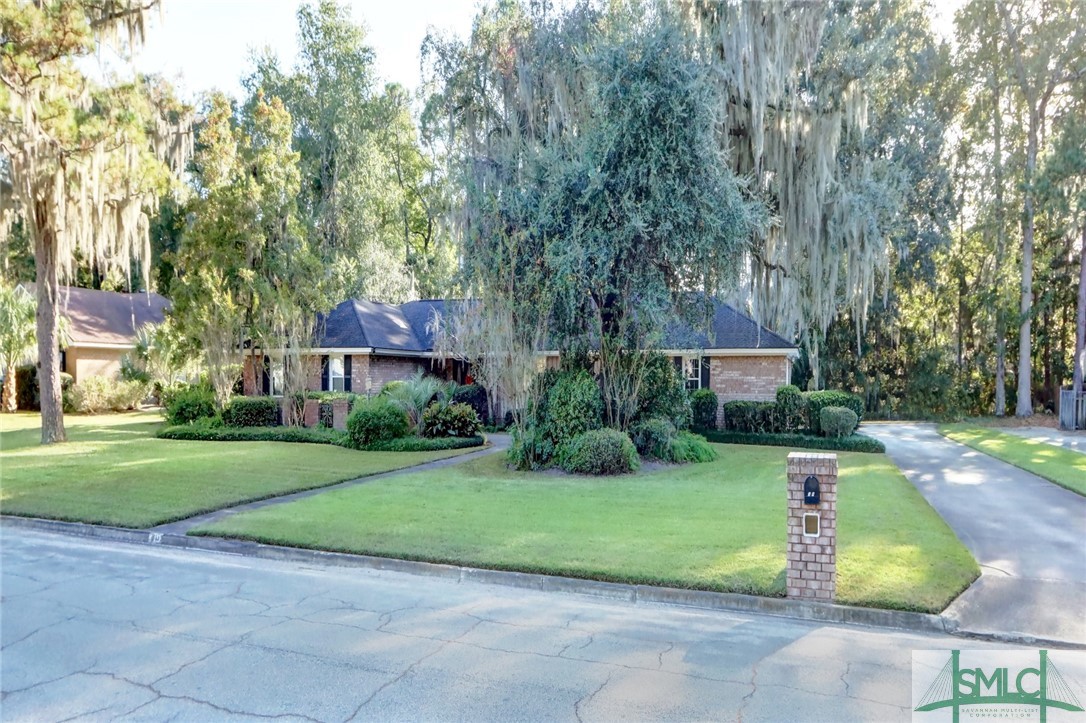 39 Clarendon Road Savannah, GA 31410 - Photo 2 of 35 Gallery Image 2