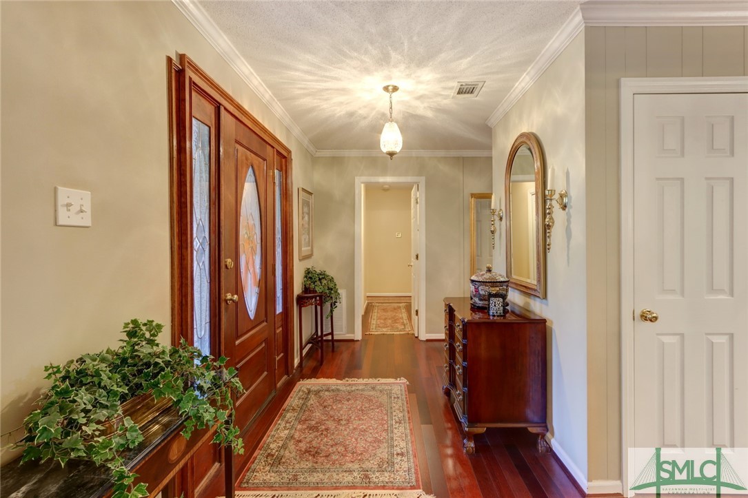 39 Clarendon Road Savannah, GA 31410 - Photo 9 of 35 Gallery Image 9