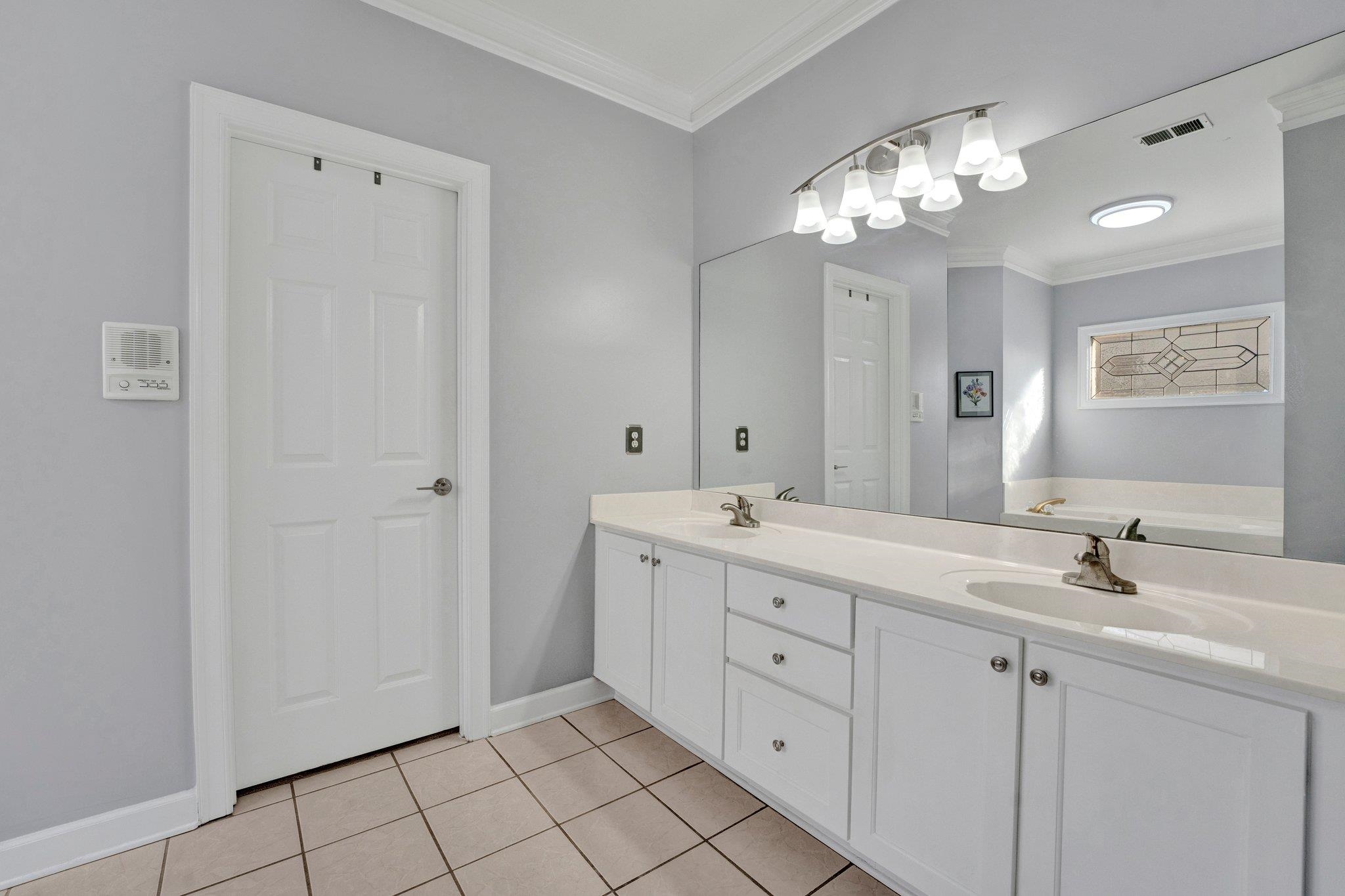 571 Roehampton Cove Collierville, TN 38017 - Photo 21 of 40 Gallery Image 21