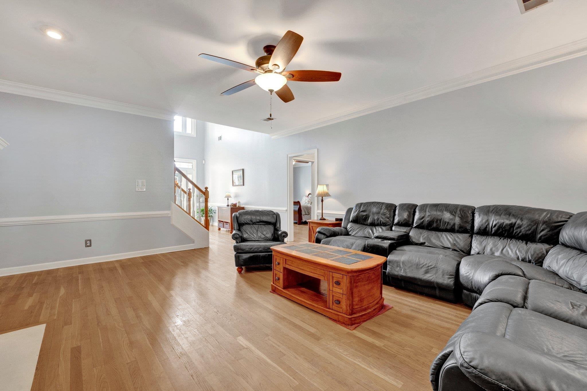 571 Roehampton Cove Collierville, TN 38017 - Photo 7 of 40 Gallery Image 7