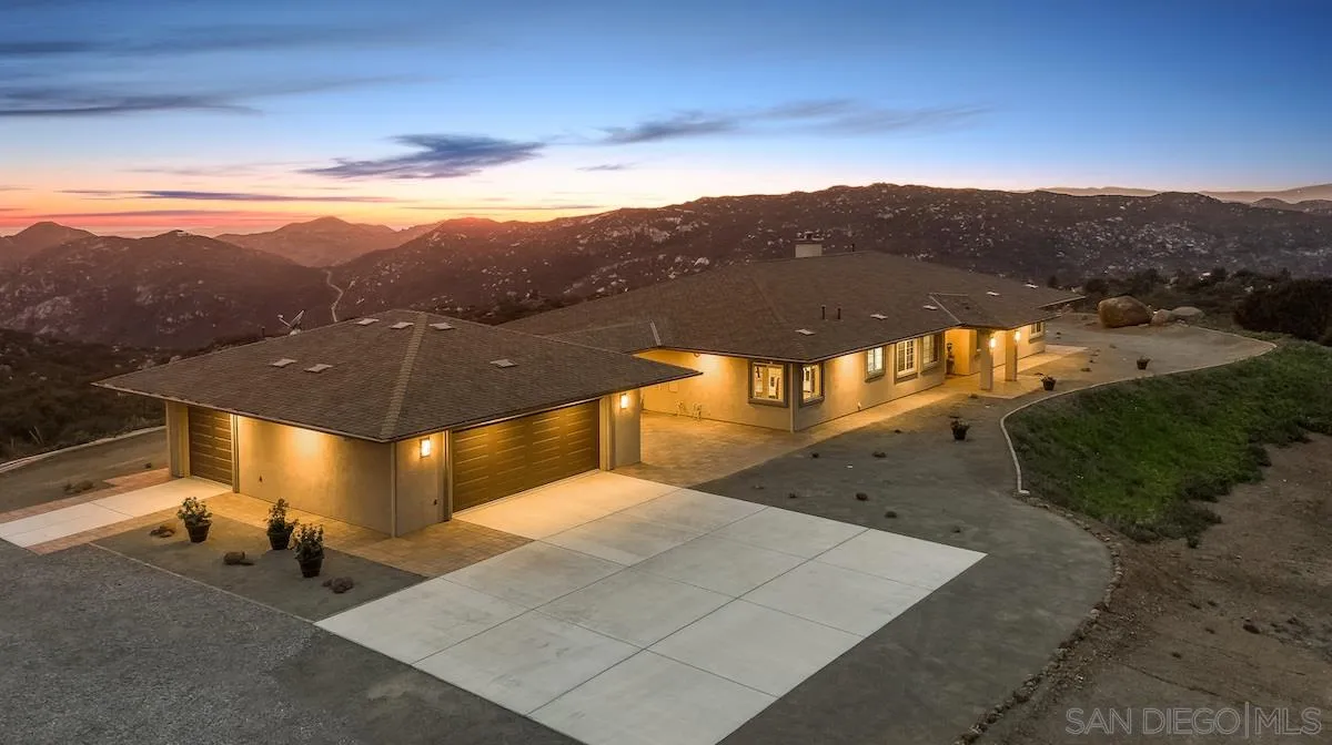 12951 Rancho Heights Road Pala, CA 92059 - Photo 34 of 41 a view of a big yard