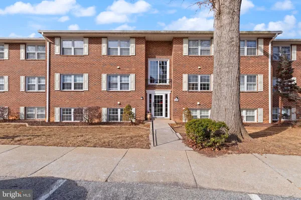 $169,800 | 206 Crocker Drive, Unit 206E, Bel Air, MD 21014