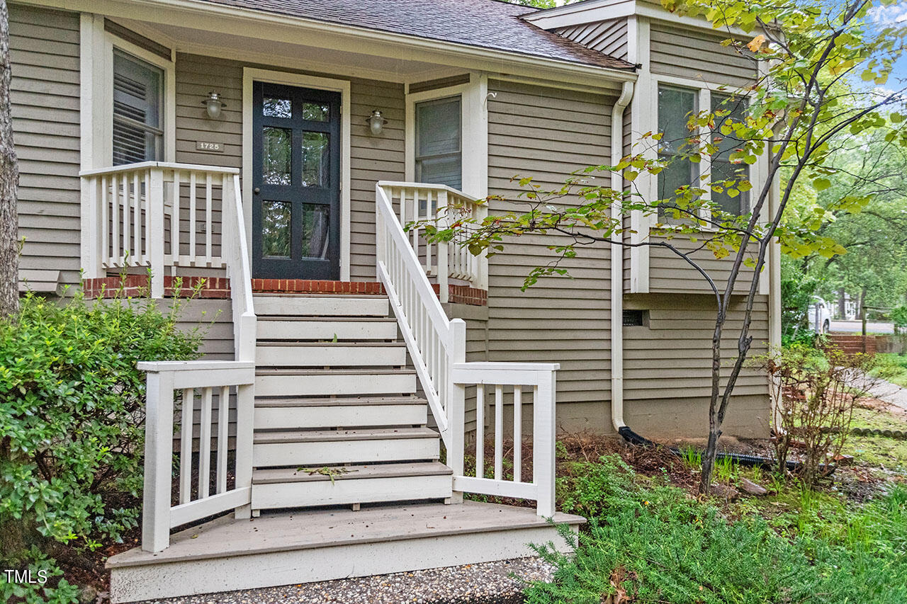 1725 Falls Church Road Raleigh, NC 27609 - Photo 6 of 36 1725 Falls Church Road