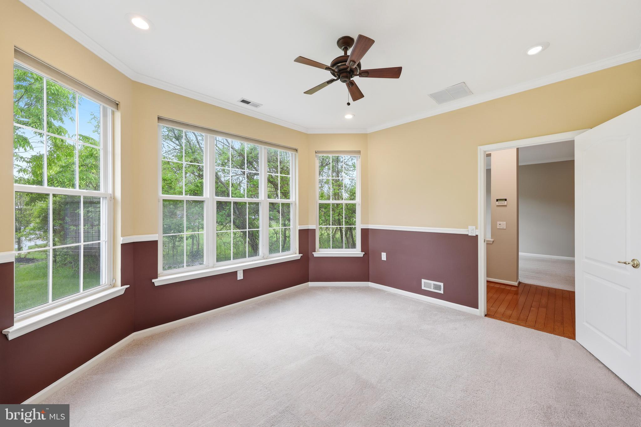5 Hibiscus Drive Marlton, NJ 08053 - Photo 6 of 32 Bonus Room off of Foyer