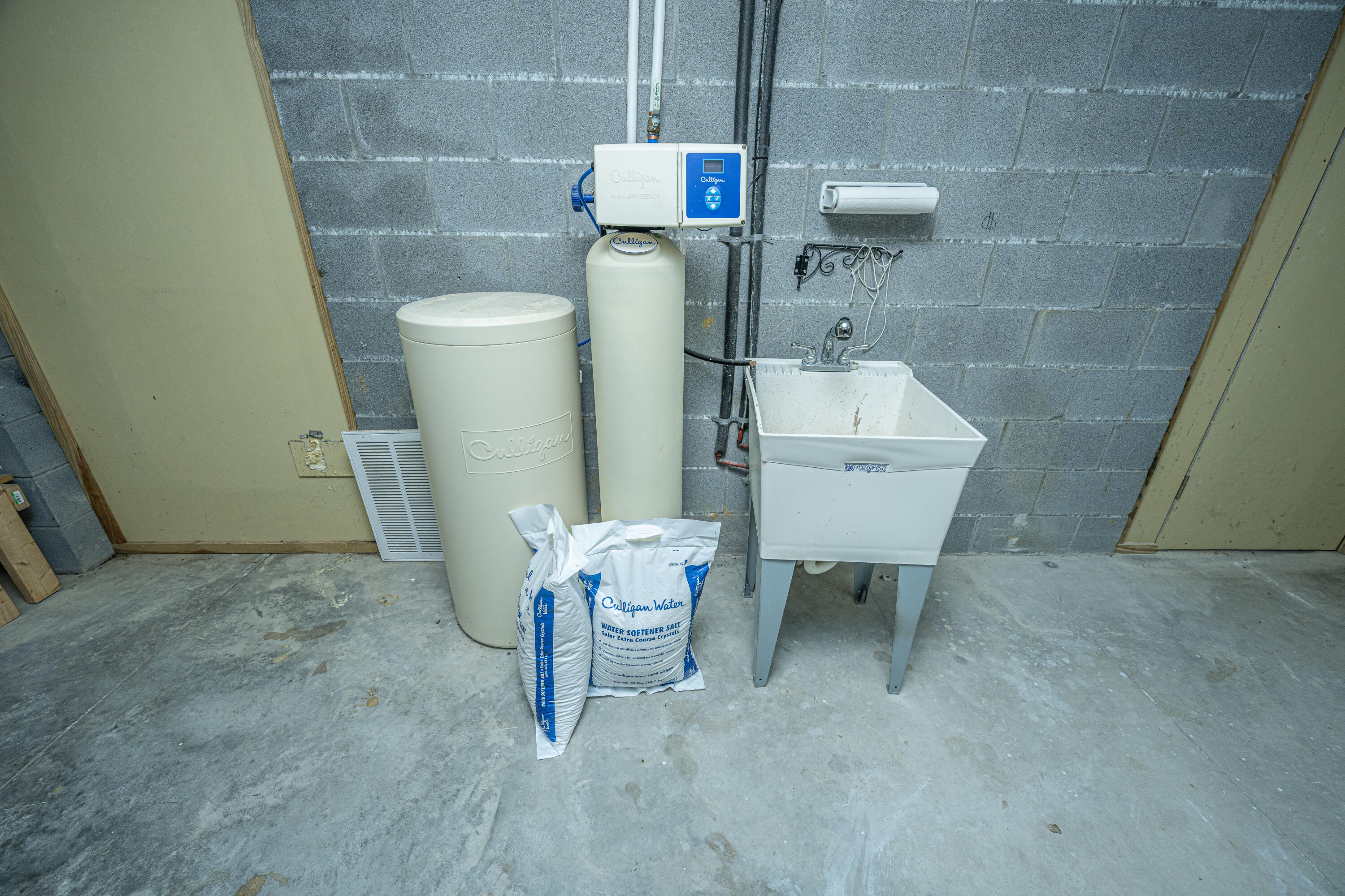 1517 Red Drum Road Mount Pleasant, SC 29466 - Photo 77 of 100 Whole House Water Filter