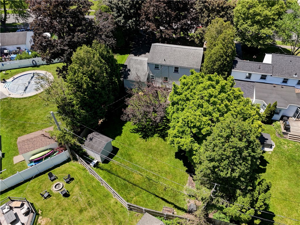 32 Charrington Road Irondequoit, NY 14609 - Photo 11 of 46