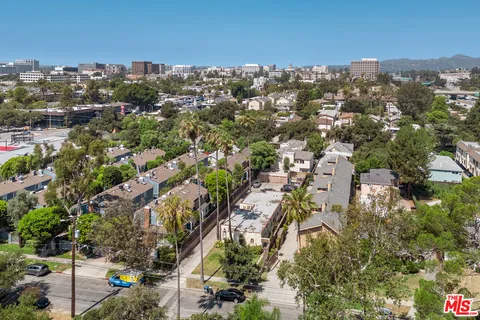 $1,470,000 | 271 North Holliston Avenue, Unit A, Pasadena, CA 91106
