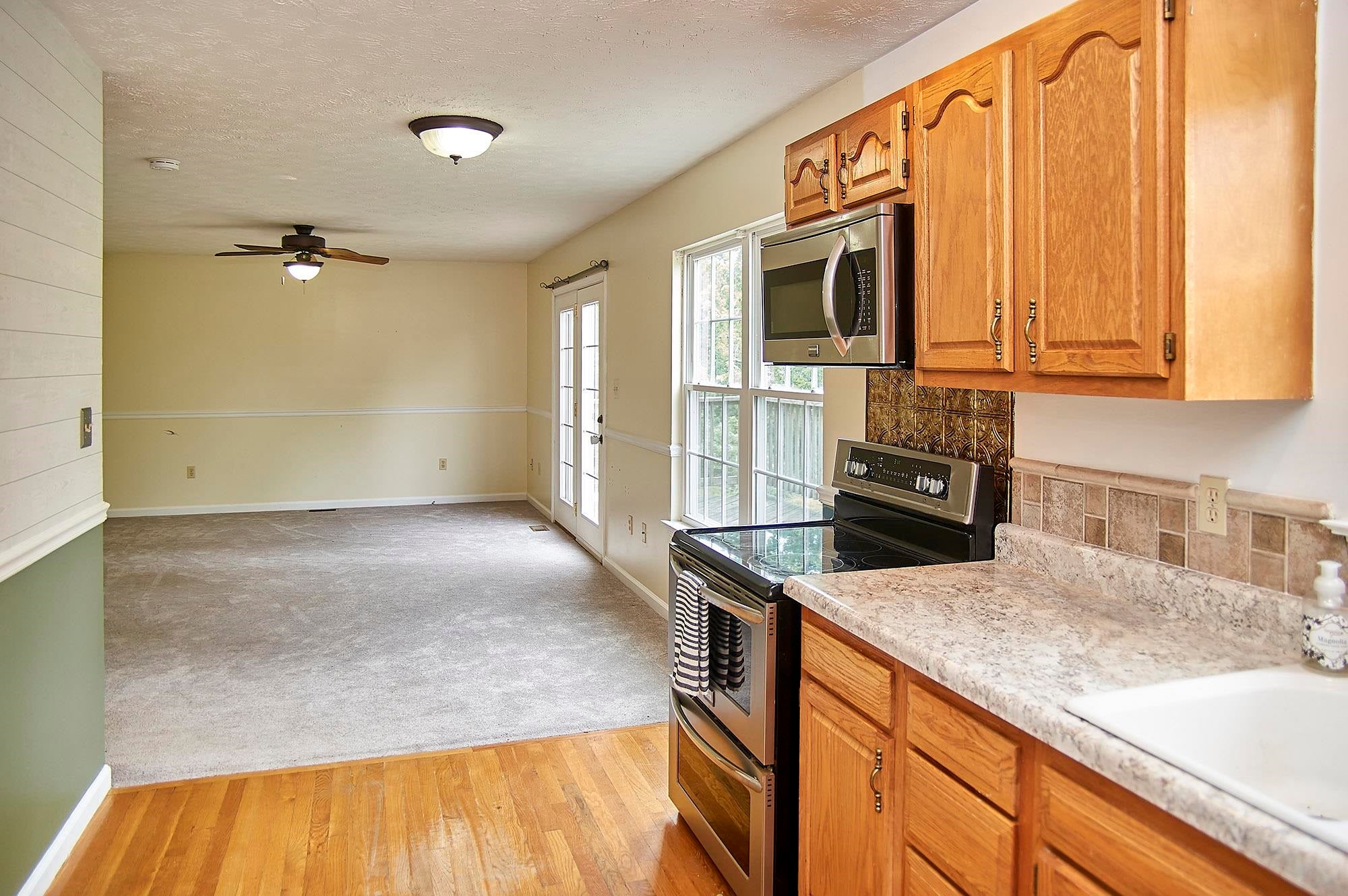 18322 Jerrys Run Road Fraziers Bottom, WV 25082 - Photo 19 of 32 Gallery Image 19