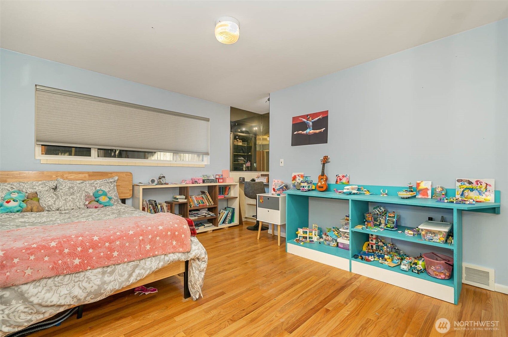 3200 30th Avenue West Seattle, WA 98199 - Photo 20 of 38