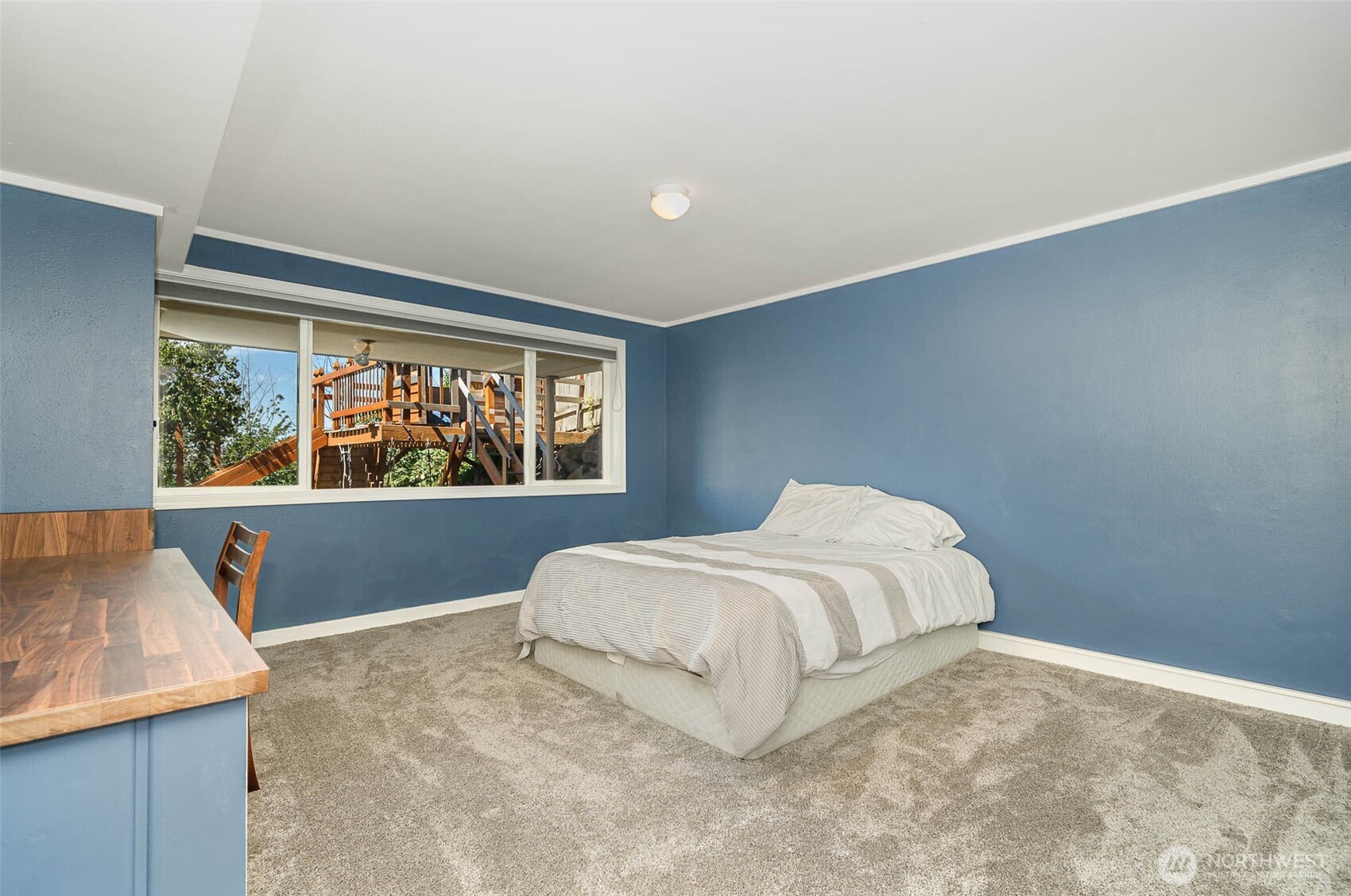 3200 30th Avenue West Seattle, WA 98199 - Photo 23 of 38