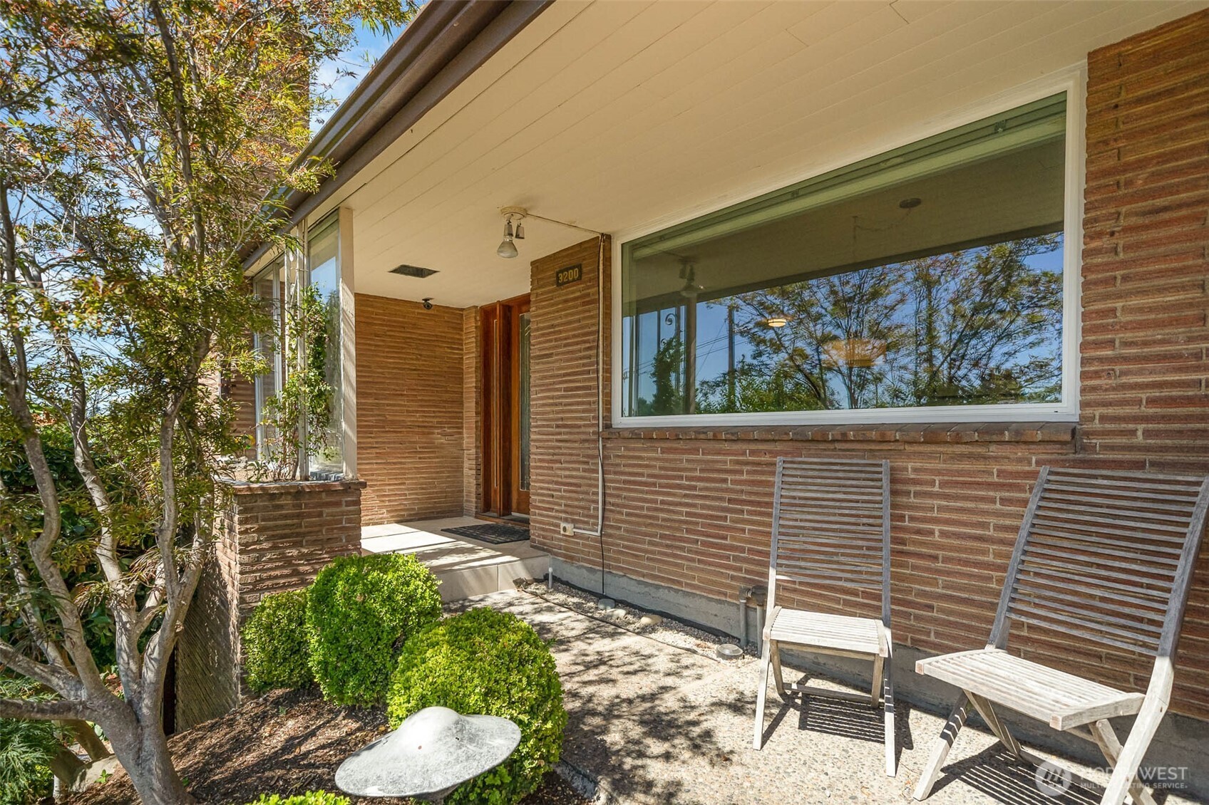 3200 30th Avenue West Seattle, WA 98199 - Photo 35 of 38