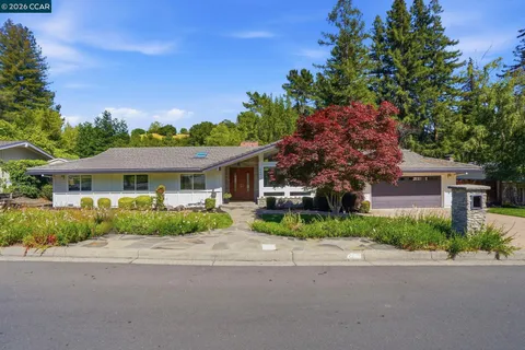 $2,095,000 | 260 Corliss Drive, Moraga, CA 94556
