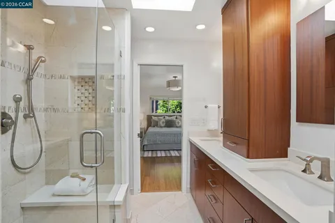 $2,095,000 | 260 Corliss Drive, Moraga, CA 94556