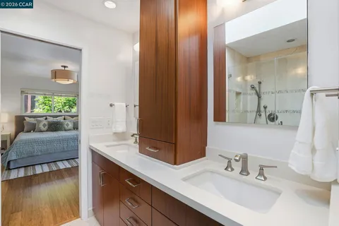 $2,095,000 | 260 Corliss Drive, Moraga, CA 94556