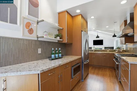 $2,095,000 | 260 Corliss Drive, Moraga, CA 94556