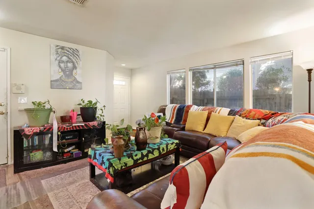 $499,000 | 5310 Privet Lane, Elk Grove, CA 95758